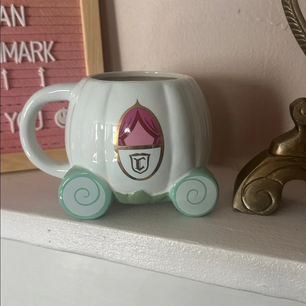 Disney Cinderella's Pumpkin Carriage Mug/Cup with Handle - Picture 2 of 7